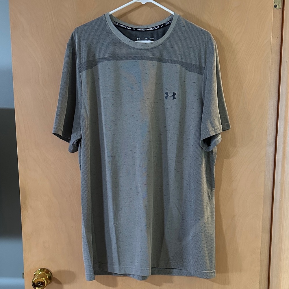 Under Armour Men's Tan Short Sleeve Tee